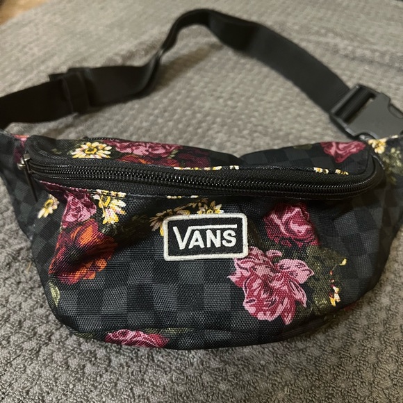Vans Handbags - Vans Fanny Pack / Hip Pack